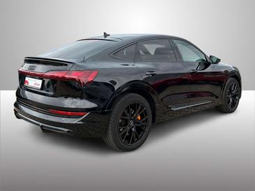 Audi E-tron S Line 50 — photo 5