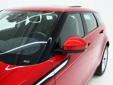 Land Rover Range Rover Evoque P300e AWD SE — photo 12