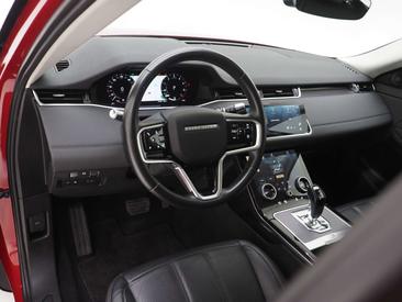 Land Rover Range Rover Evoque P300e AWD SE — photo 17