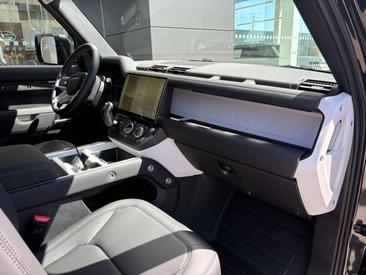 Land Rover Defender 110 Noir 3.0D L6 MHEV S AWD Aut. 250 — photo 7