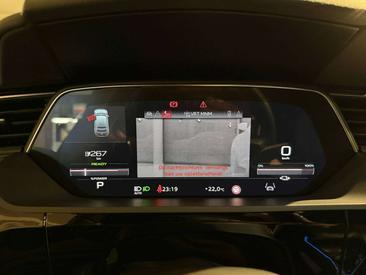 Audi SQ8 E-tron Sportback — photo 25