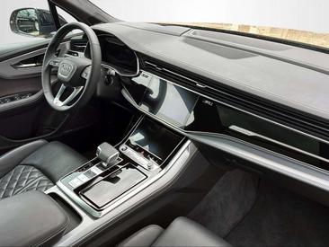 Audi Q7 S Line 30 TDI — photo 11
