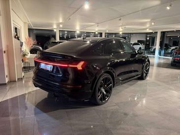 Audi SQ8 E-tron Sportback — photo 28