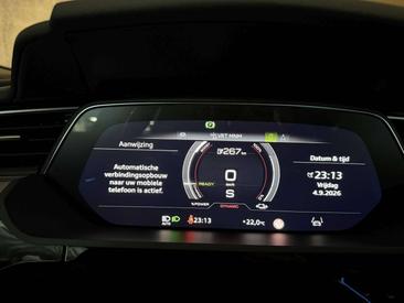 Audi SQ8 E-tron Sportback — photo 31