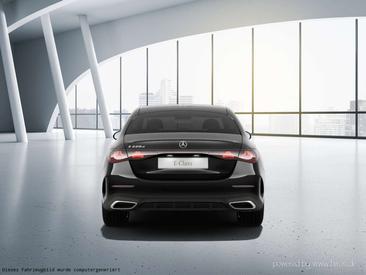 Mercedes Classe E 220 Night Edition — photo 4