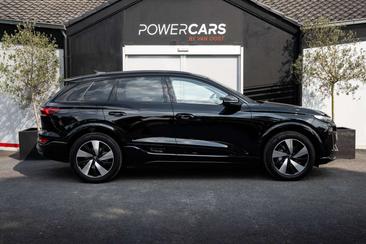 Audi Q6 E-tron S Line Performance — photo 4