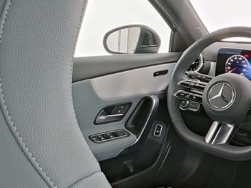 Mercedes Classe A 250 AMG Line — photo 7