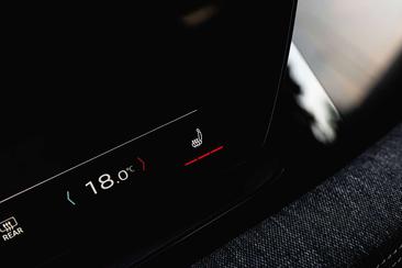 Audi Q6 E-tron S Line Performance — photo 24