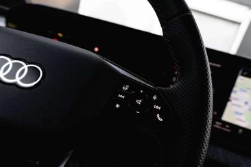 Audi Q6 E-tron S Line Performance — photo 26