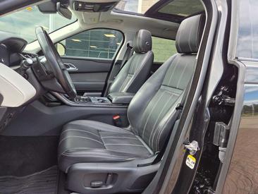 Land Rover Range Rover Velar All Black *ex BTW* Panorama * Camera * Ad Noir 2.0 P250 — photo 4