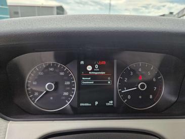 Land Rover Range Rover Velar All Black *ex BTW* Panorama * Camera * Ad Noir 2.0 P250 — photo 16