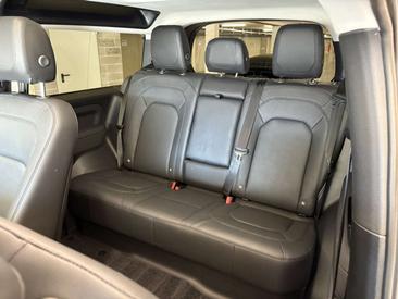 Land Rover Defender 90 S 3.0 D200 — photo 20