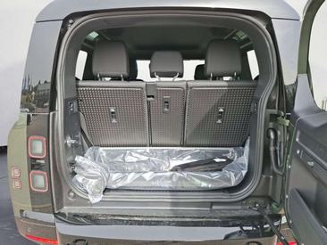 Land Rover Defender 90 D200 X-Dynamic SE Luftfederung Stand Vert — photo 5