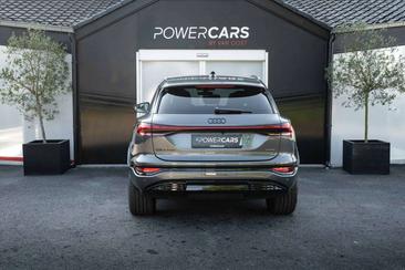 Audi Q6 E-tron S-LINE — photo 9