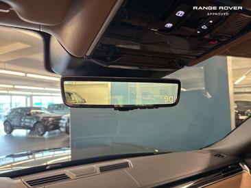 Land Rover Range Rover 3.0 P460e 460ch PHEV Autobiography SWB — photo 17