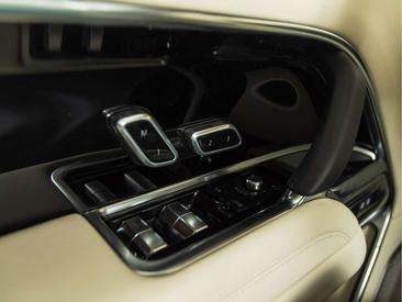 Land Rover Range Rover 3.0 P550e Autobiography MERIDIAN | MASSAGE | TREKH — photo 17
