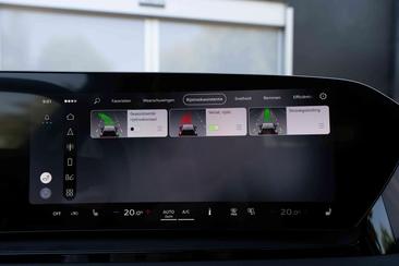 Audi Q6 E-tron S-LINE — photo 23