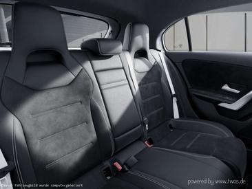 Mercedes Classe A 200 Night Edition — photo 23