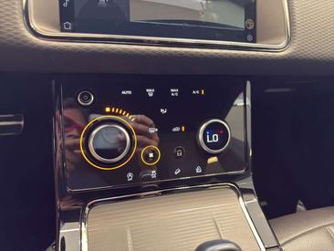 Land Rover Range Rover Evoque D163 R-Dynamic S — photo 22
