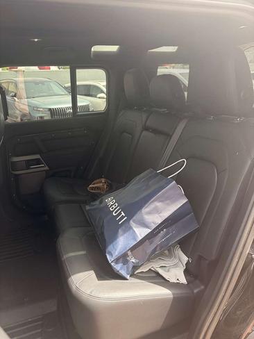 Land Rover Defender 110 HSE Awd Auto 3.0d I6 Mhev 200cv — photo 15