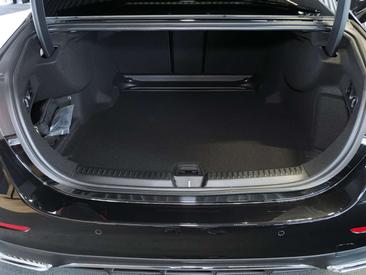 Mercedes Classe E 200 AMG Line — photo 13
