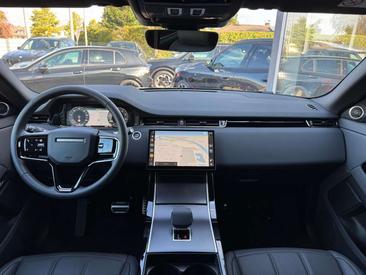 Land Rover Range Rover Evoque P270e Dynamic SE — photo 10