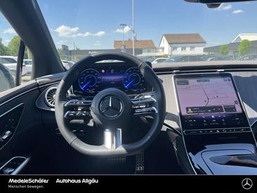 Mercedes EQE 350 AMG Line — photo 10