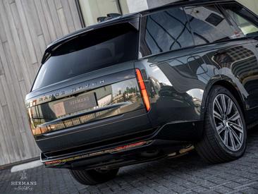 Land Rover Range Rover 3.0 P460e Autobiography PHEV — photo 9