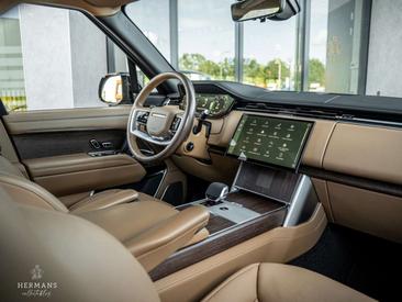 Land Rover Range Rover 3.0 P460e Autobiography PHEV — photo 15