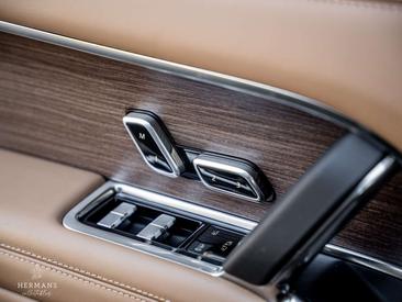 Land Rover Range Rover 3.0 P460e Autobiography PHEV — photo 17