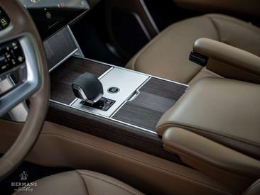 Land Rover Range Rover 3.0 P460e Autobiography PHEV — photo 27