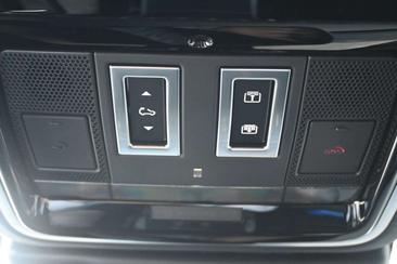 Land Rover Range Rover Velar Belgravia Edition Satin PHEV 2.0 P400e AWD — photo 22