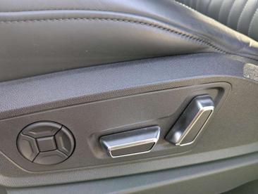 Audi Q8 E-tron E-tron 55 Quattro 265 KW — photo 15