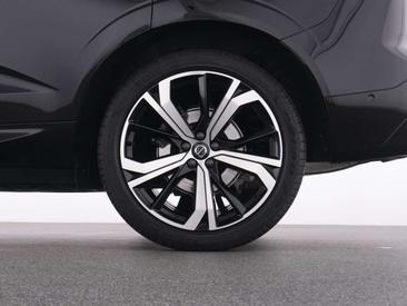 Volvo XC60 B5 Plus — photo 20