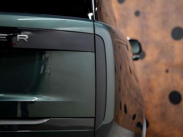 Land Rover Range Rover Autobiography 3.0 P550e PHEV — photo 14