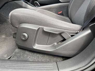Volvo XC40 Recharge Plus — photo 12