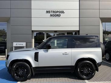 Land Rover Defender 90 D250 X-Dynamic SE — photo 3