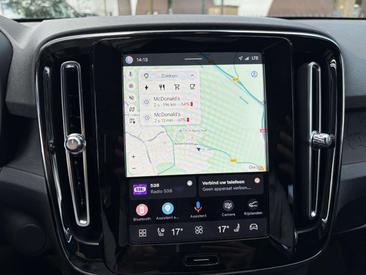 Volvo XC40 Recharge Plus — photo 18