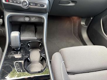 Volvo XC40 Recharge Plus — photo 19