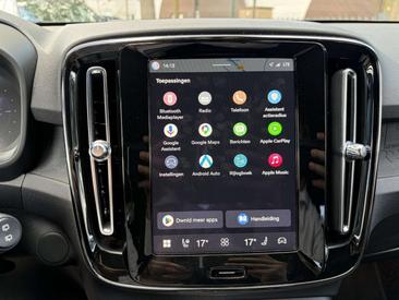 Volvo XC40 Recharge Plus — photo 21