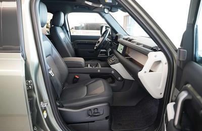 Land Rover Defender 110 X-Dynamic SE D200