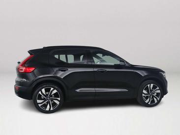 Volvo XC40 B4 Plus — photo 4