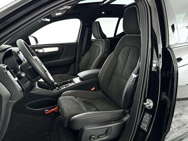 Volvo XC40 B4 Plus — photo 5