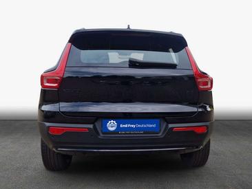 Volvo XC40 B3 Plus — photo 3