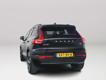 Volvo XC40 B4 Plus — photo 11