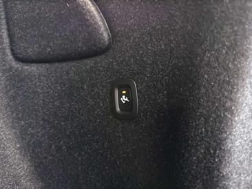 Volvo XC40 B4 Plus — photo 16