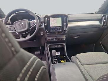 Volvo XC40 B3 Plus — photo 11