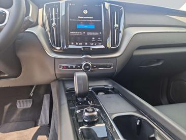 Volvo XC60 B5 Plus — photo 13