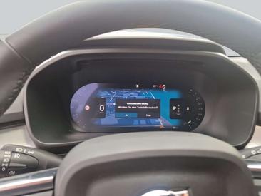 Volvo XC40 B3 Plus — photo 14