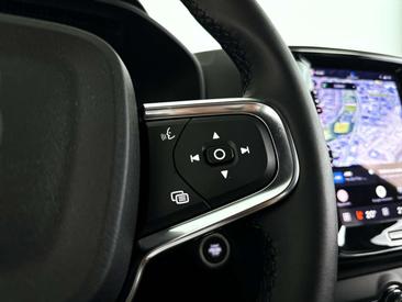 Volvo XC40 B4 Plus — photo 20